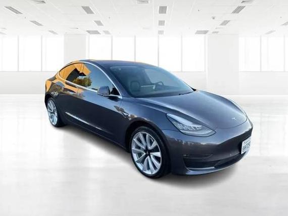 TESLA MODEL 3 2018 5YJ3E1EA4JF110591 image